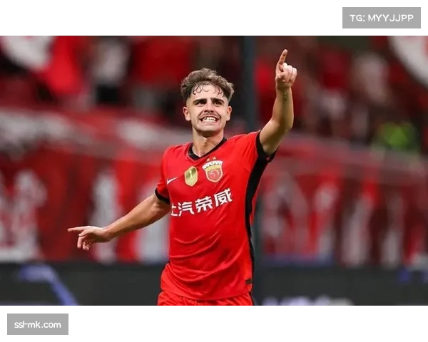 上海海港外援梅伦多技术细腻 中场组织作用关键